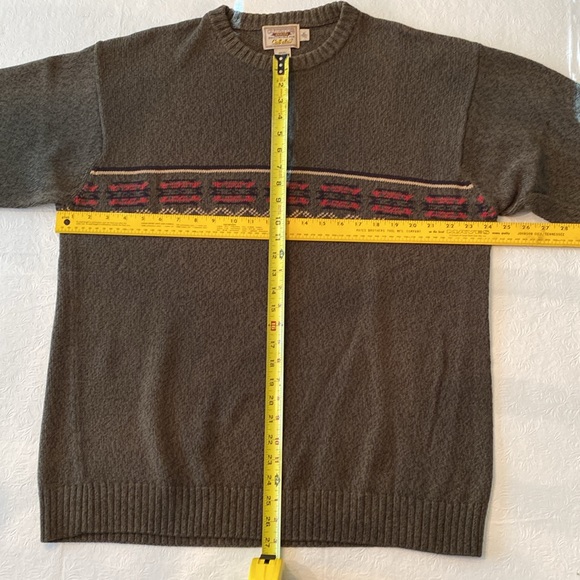 Sweater - Mens - Picture 3 of 6